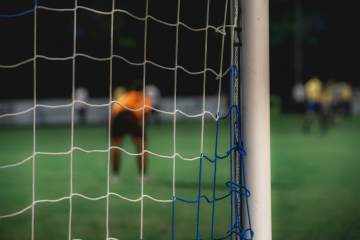 3-0！神锋两场连轰3脚世界波 13.1亿豪门5轮4胜 争冠形势再生变（配图示意）